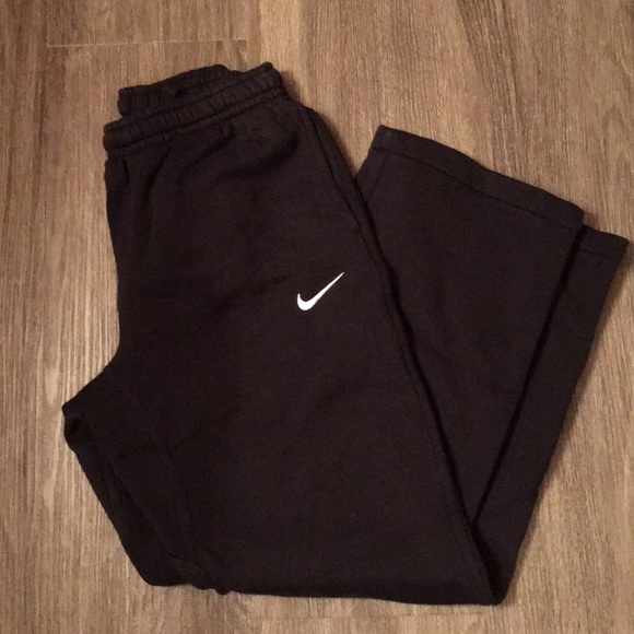 Nike Pants - Nike black sweat pants